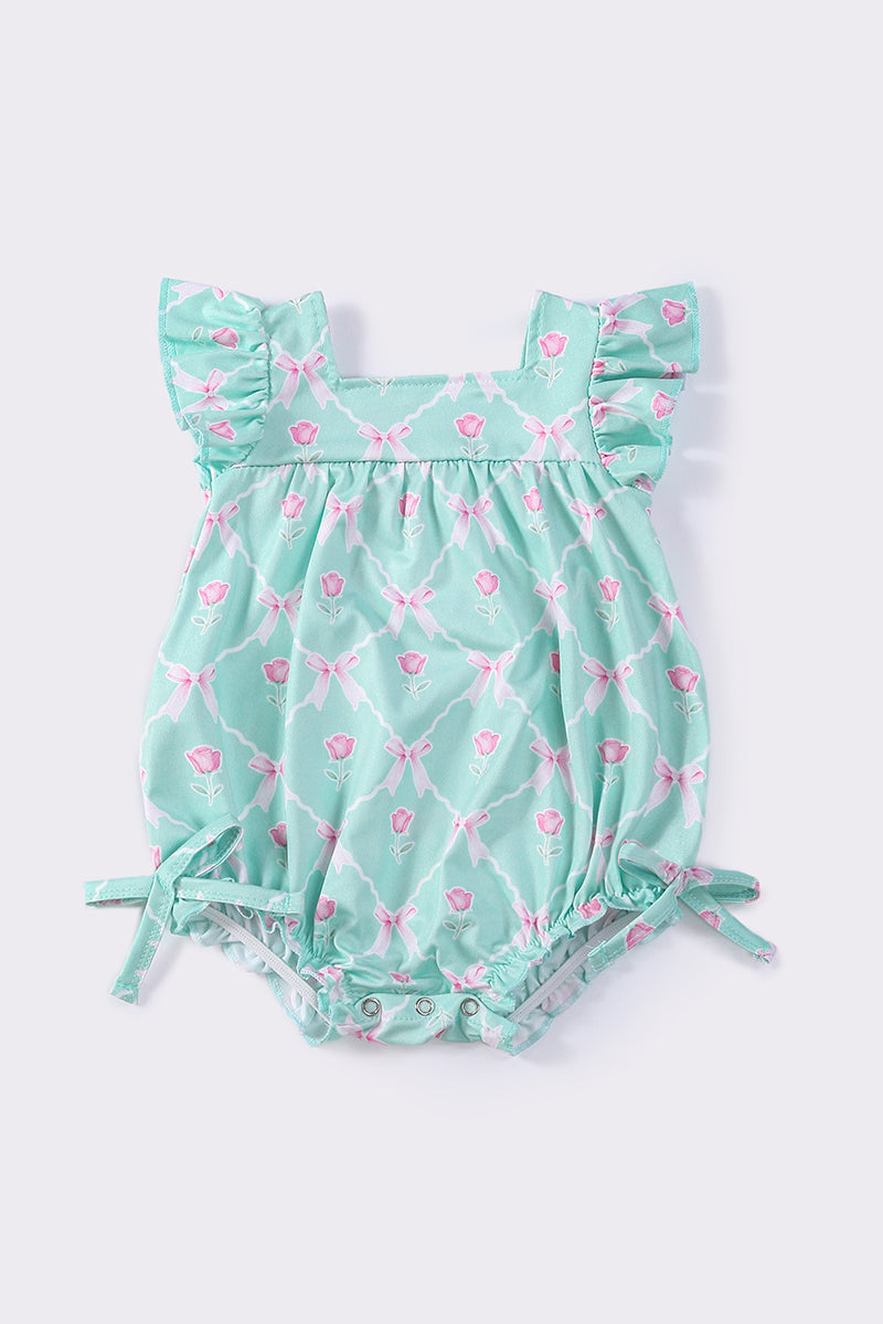 Green bow ruffle bubble